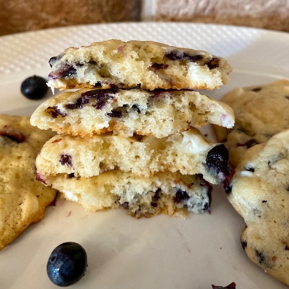 ♡︎Bailey’s Bakery♡︎ Shipping available📦💕 - Picture 2 of 16